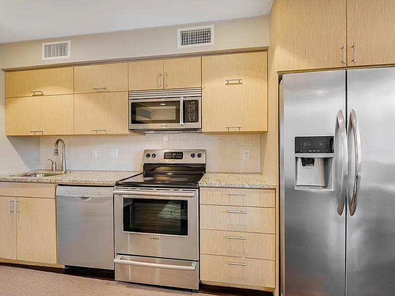 904 West Ave #212 — Photo 5