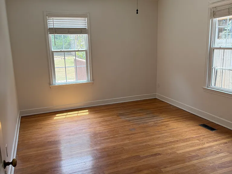 312 E C Ave — Photo 22