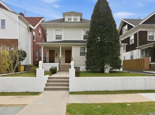 132 Overlook Street, Mount Vernon, NY