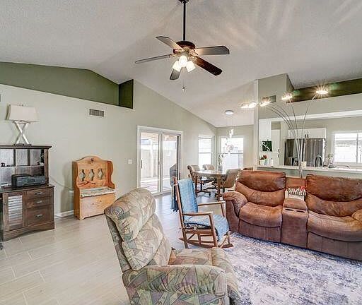 2nd image of 8810 W Greenbrian Dr