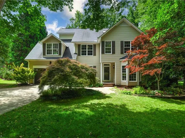 5923 Ballinger Rd, Greensboro, NC 27410