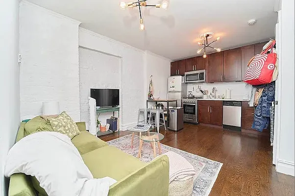 Rented by Living New York | media 19