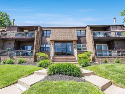 202 Sharon Garden Ct, Woodbridge, NJ, 07095