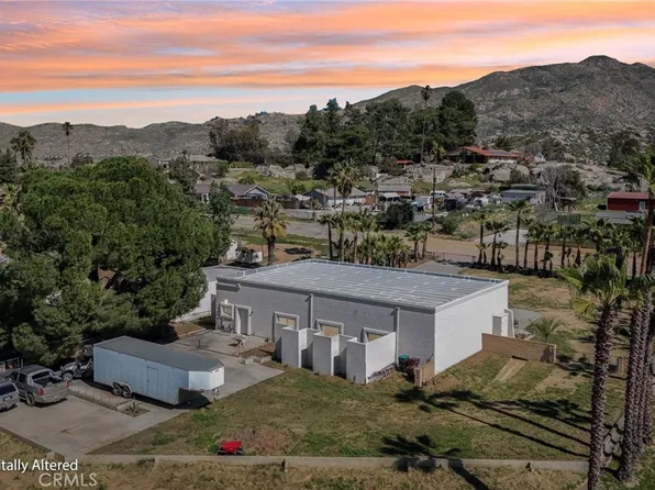 30325 San Jacinto St, Hemet, CA 92543