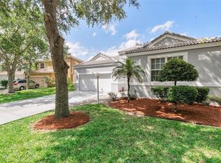 6841 NW 81st Ct, Parkland, FL 33067