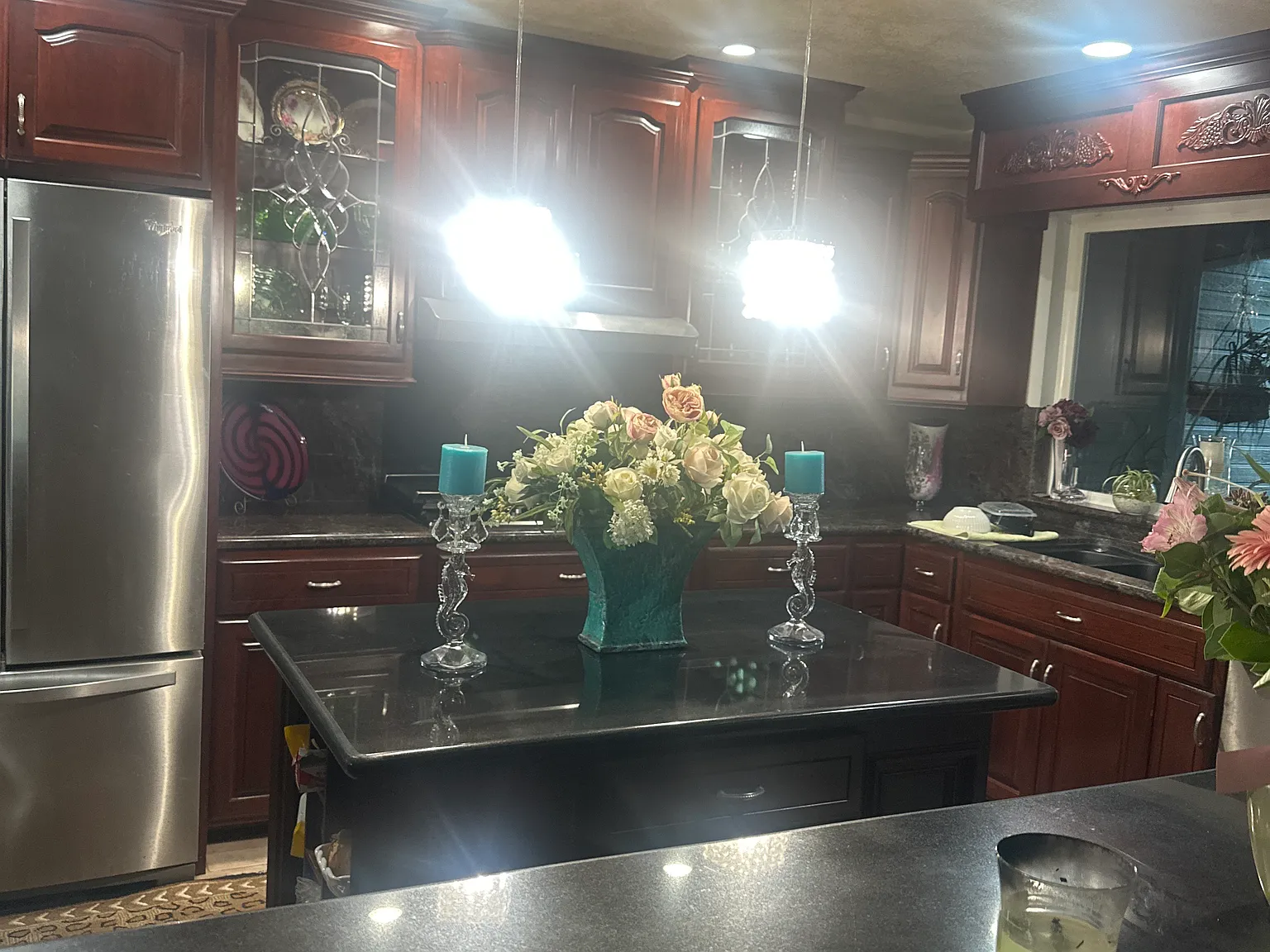 3 bed, 2.5 bath, 1915 sqft, $3,500 — Photo 1