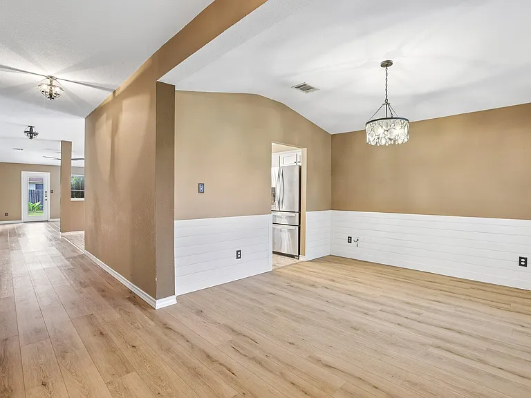 2656 Bradley Ln — Photo 5