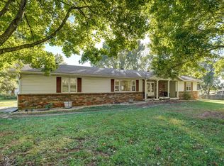 1410 S Briar Avenue, Springfield, MO 65809