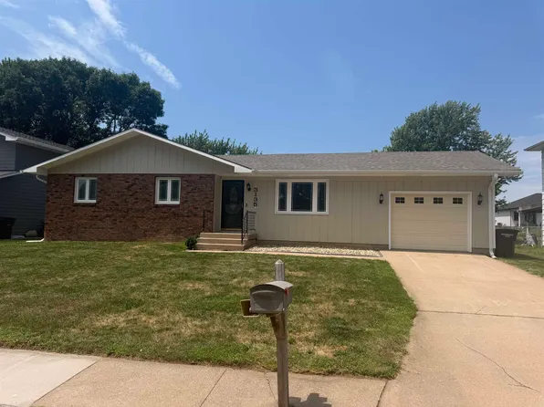 3135 Wendell Dr, Hastings, NE 68901