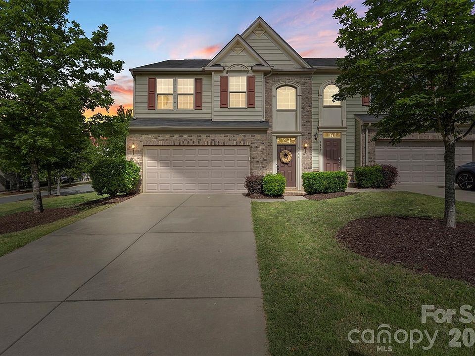 1st image of 1845 Fleetwood Dr