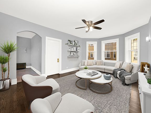 4th image of 5134 W 21st St Unit 2