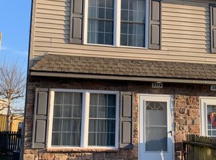 2376 Grandview Rd, Hanover, PA 17331