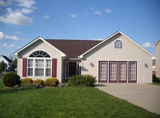 2413 Monroe St, Waynesboro, VA 22980