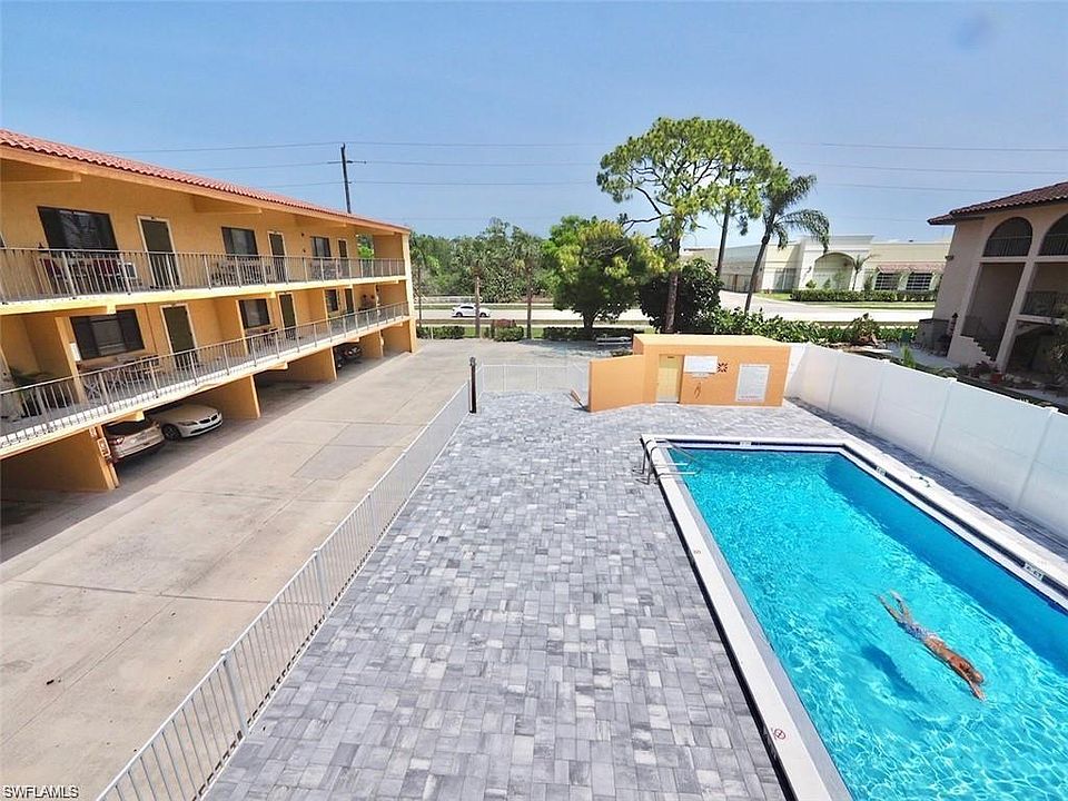 826 Wiggins Pass Rd APT 204, Naples, FL 34110 Zillow