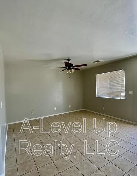 913 E 34th St #1 — Photo 5