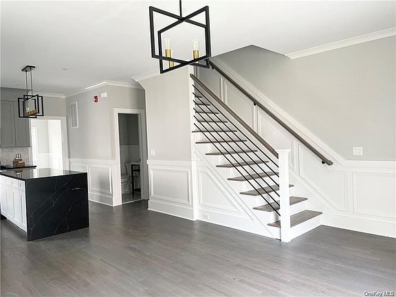 4th image of 18 Ann St