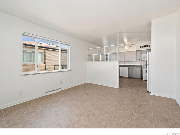 4th image of 1024-1026 31st Avenue