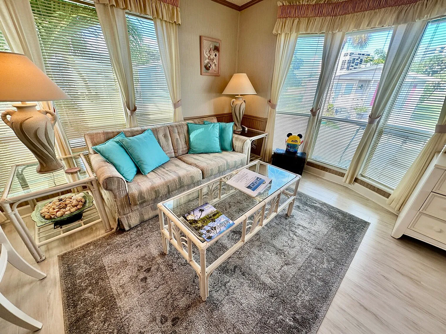 2 bed, 2.0 bath, $3,664 — Photo 3