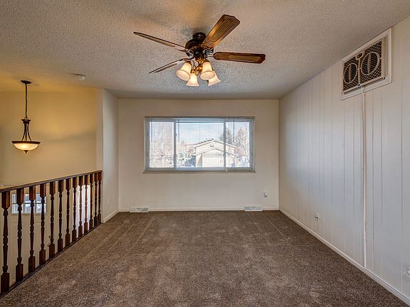 3rd image of 204 Ley Dr