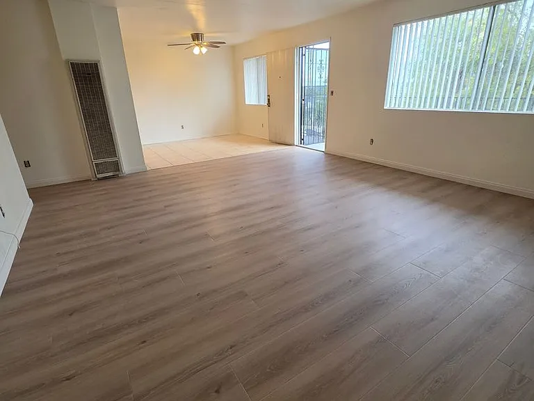 5311-5315 Santa Margarita St — Photo 3