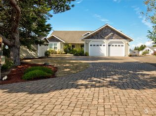 340 Quail Ct SW, Ocean Shores, WA 98569