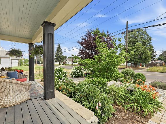 5th image of 2403 N Perry St