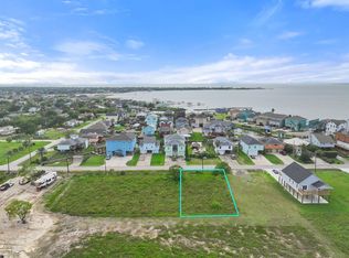 1222 23rd St, Dickinson, TX 77539
