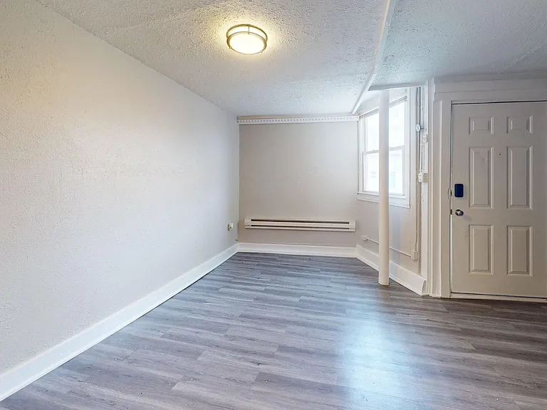 2550 Elyria Ave — Photo 27
