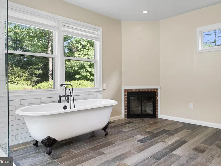 3515 Wilson St — Photo 32