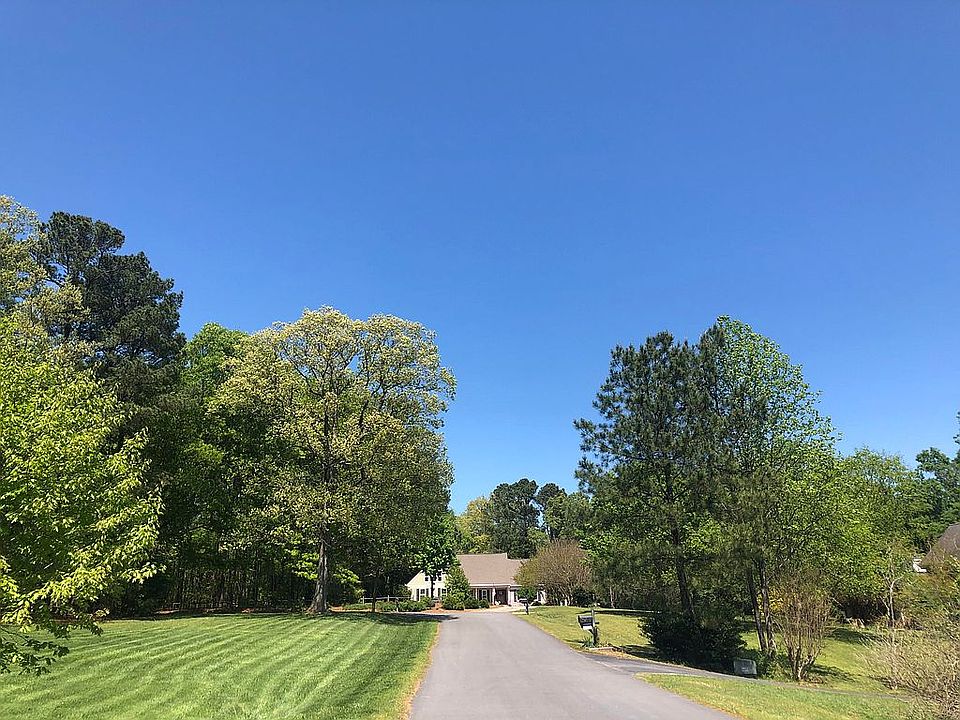 View approaching house 