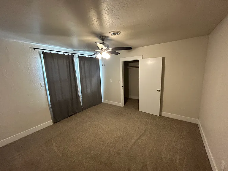 357 W Gettysburg Ave — Photo 4