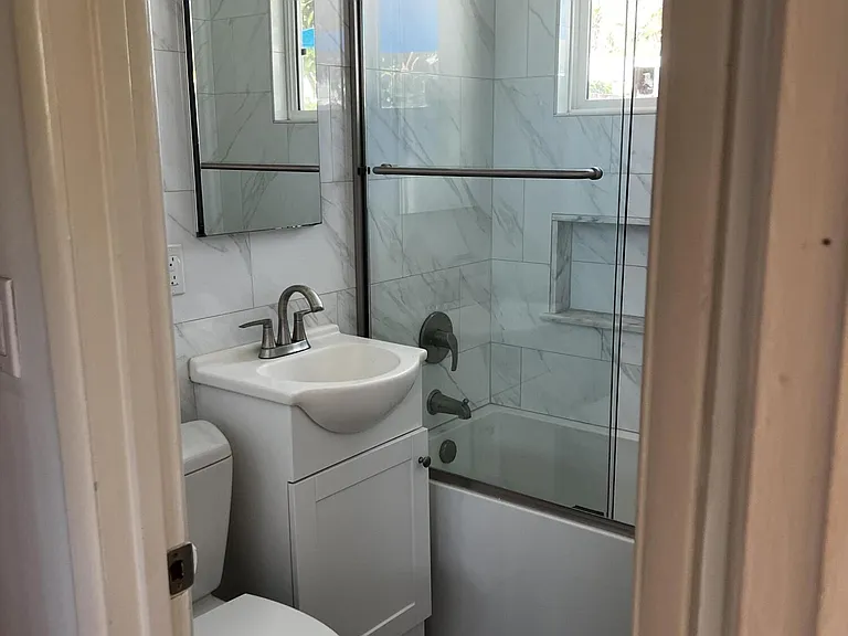 626 Coronel Pl #624/626 — Photo 14