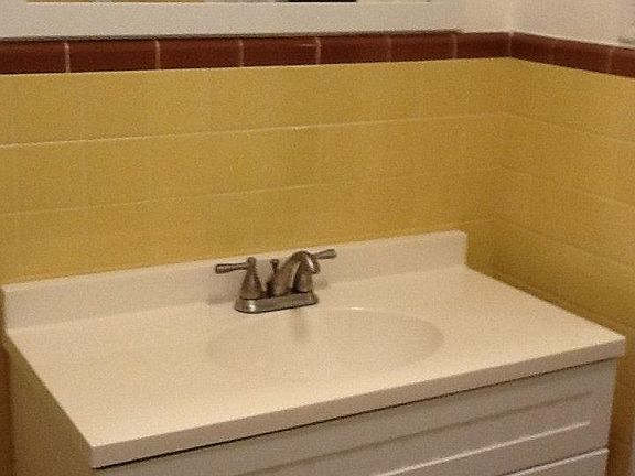 1/2 bath