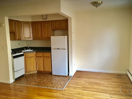 Rented by Bruma Realty LLC | media 16