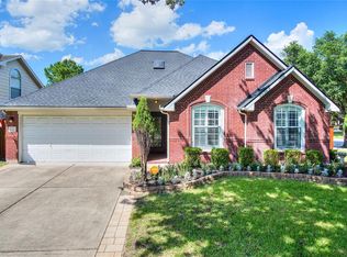 17302 Cascade Cir, Houston, TX 77095