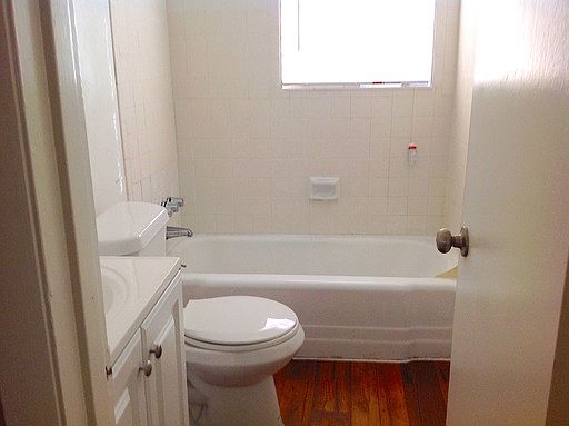 2nd image of 311 N Davis Dr
