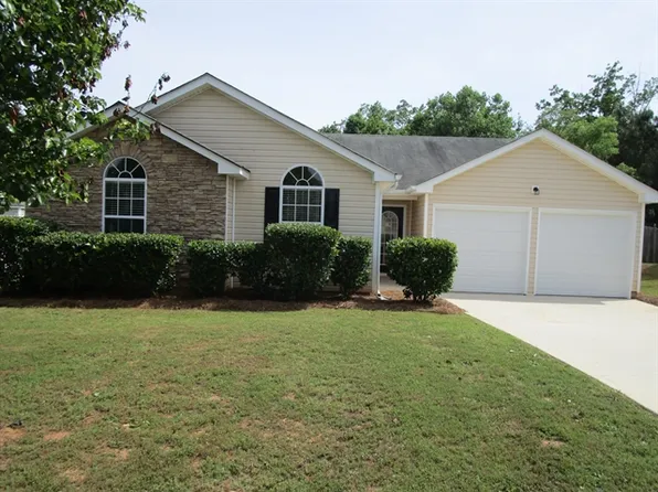 2921 Knoll View Pl, Douglasville, GA 30135