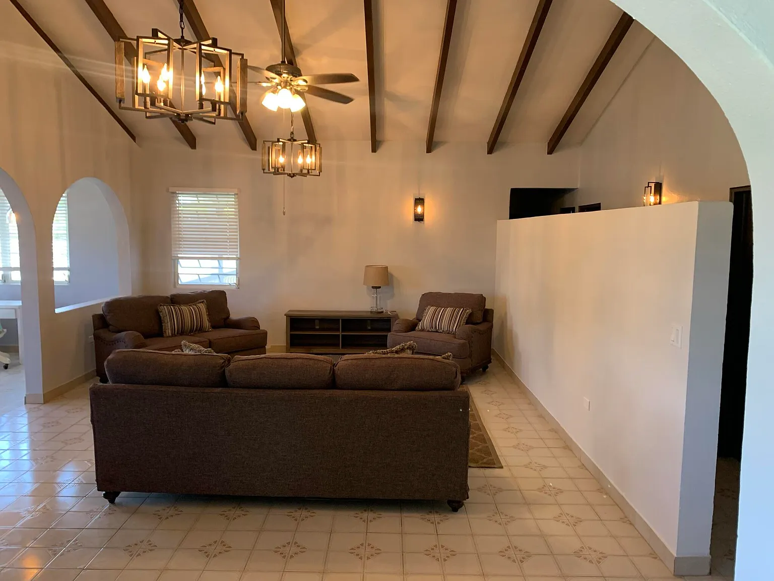 3 bed, $3,950 — Photo 3