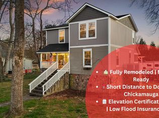 8 W 8th St, Chickamauga, GA 30707