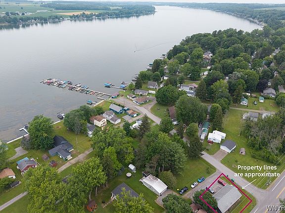 5th image of 6707 E Lake Rd