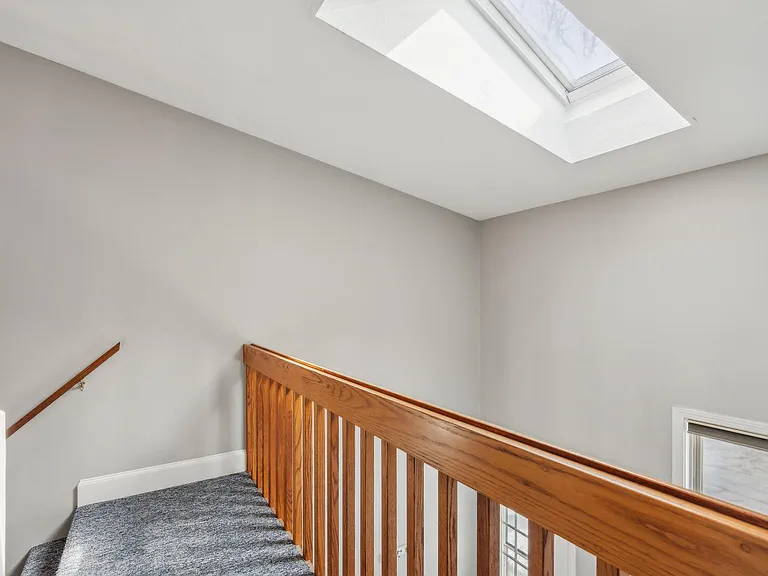 210 Beach St #18 — Photo 14