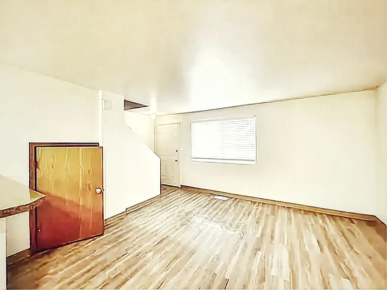 5581 W Cassia St — Photo 8