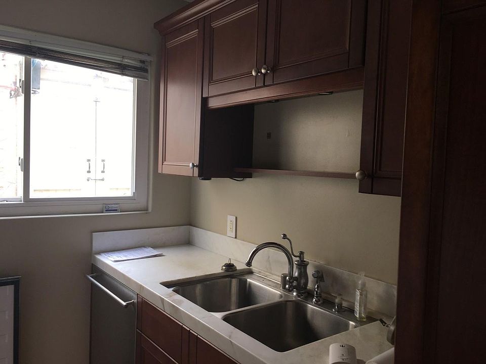 1st image of 7868 Girard Ave