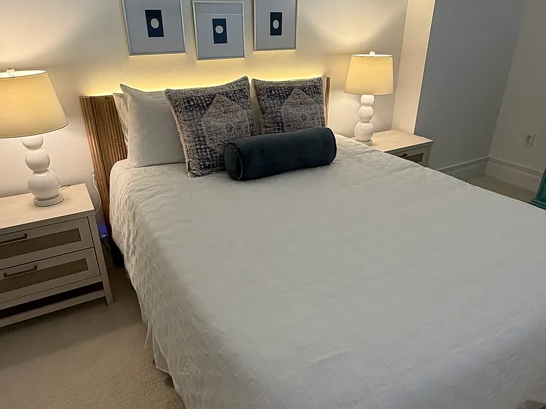 404 N Laurel Ave #31 — Photo 9