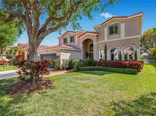 1614 E Harmony Lake Cir, Davie, FL 33328