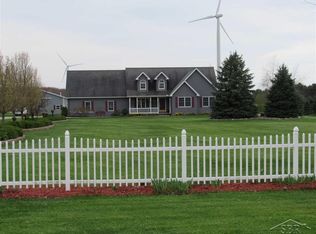 9476 E Monroe Rd, Wheeler, MI 48662