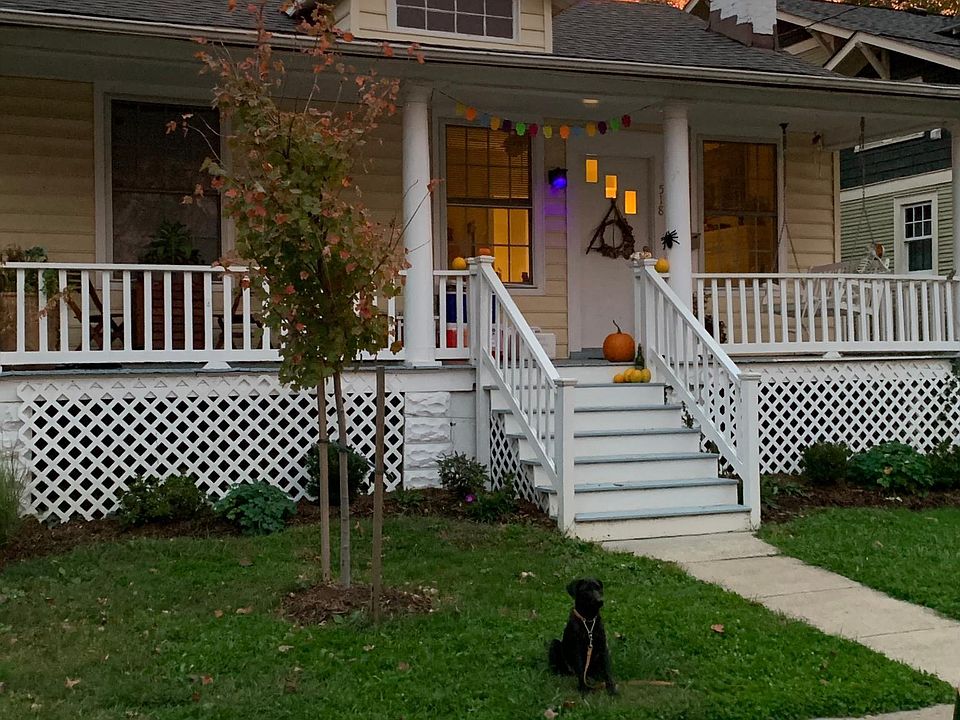 Great Front Porch on very quiet street!