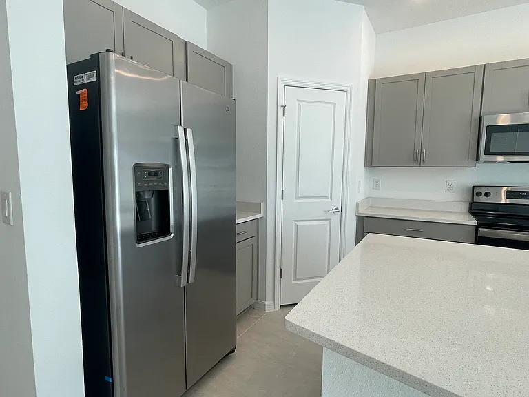 2306 Paravane Way — Photo 11