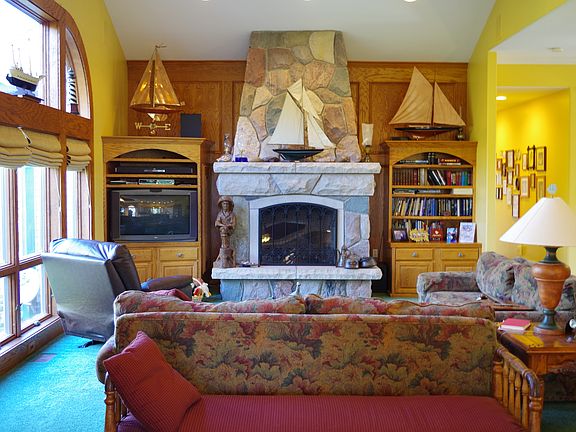 Living Room with Fireplace