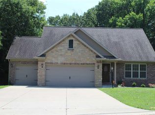 5700 Hogue Rd, Evansville, IN 47720